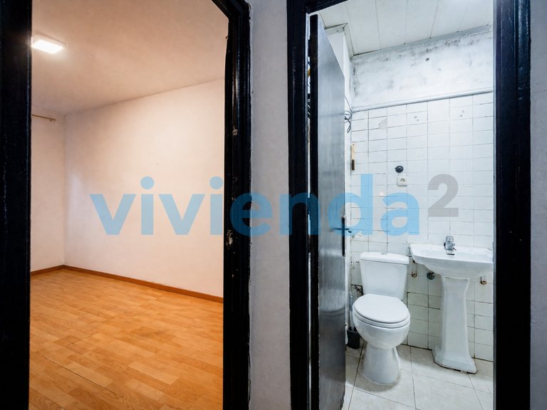 Apartment for Sale in Almendrales, Madrid 19