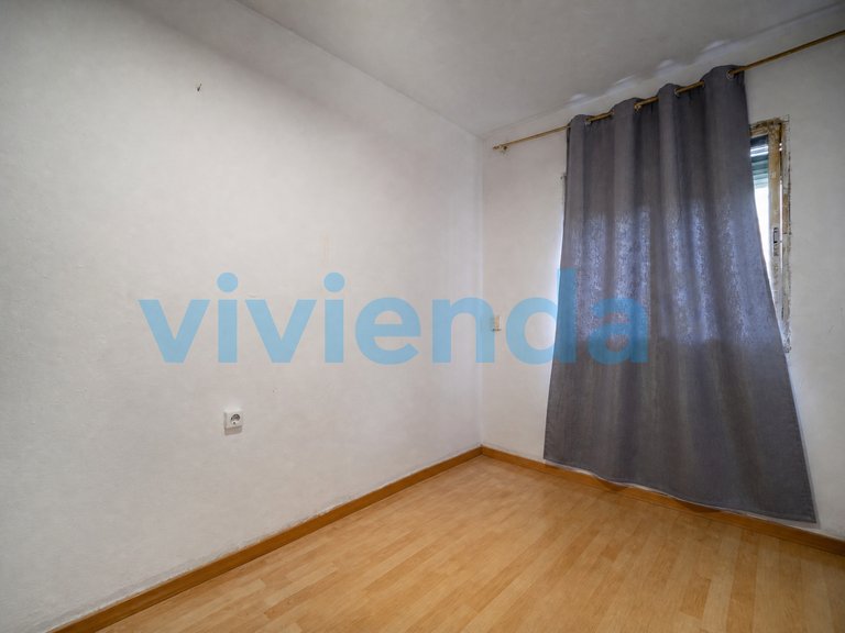 Apartment for Sale in Almendrales, Madrid 3