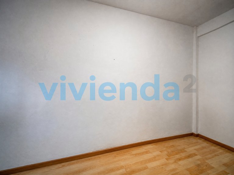 Apartment for Sale in Almendrales, Madrid 21