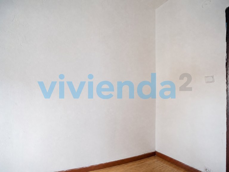 Apartment for Sale in Almendrales, Madrid 27