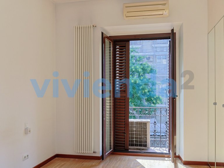 Apartment for Sale in Pacífico, Madrid 9