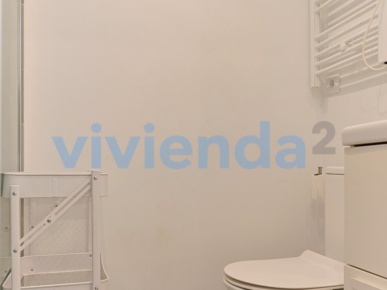 Apartment for Sale in Fuente del Berro, Madrid 18