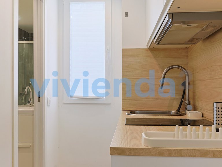 Apartment for Sale in Fuente del Berro, Madrid 22