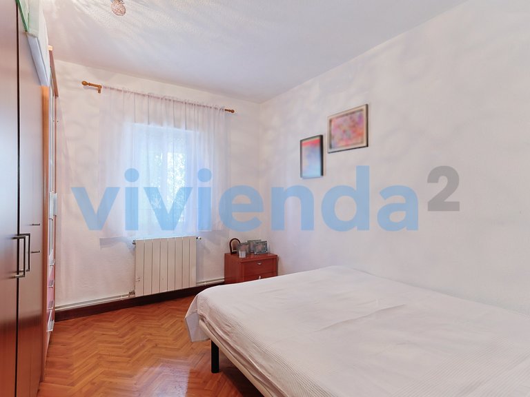 Apartment for Sale in Media Legua, Madrid 3