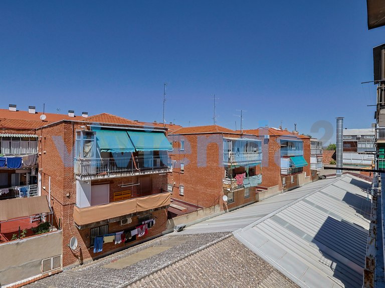 Apartment for Sale in Valverde, Madrid 20