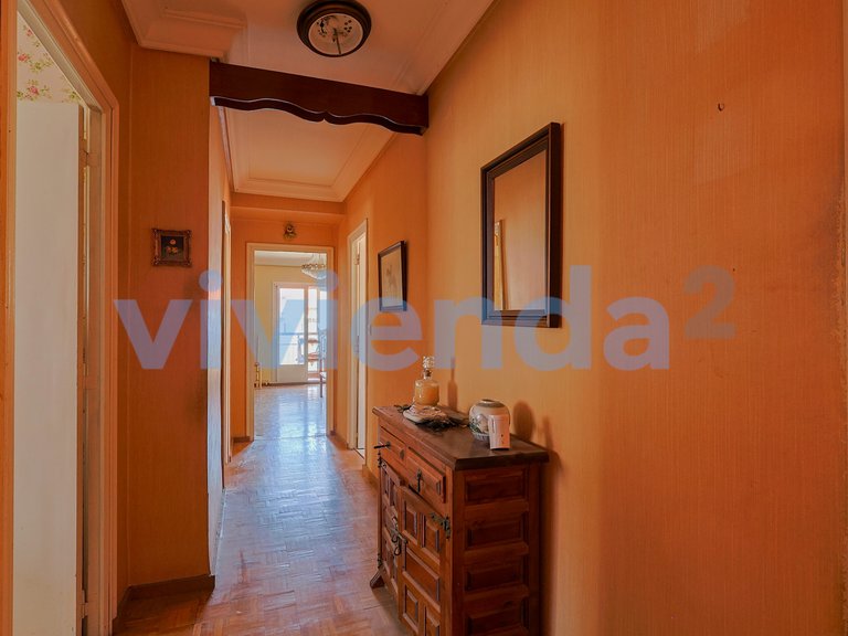Apartment for Sale in Valverde, Madrid 29