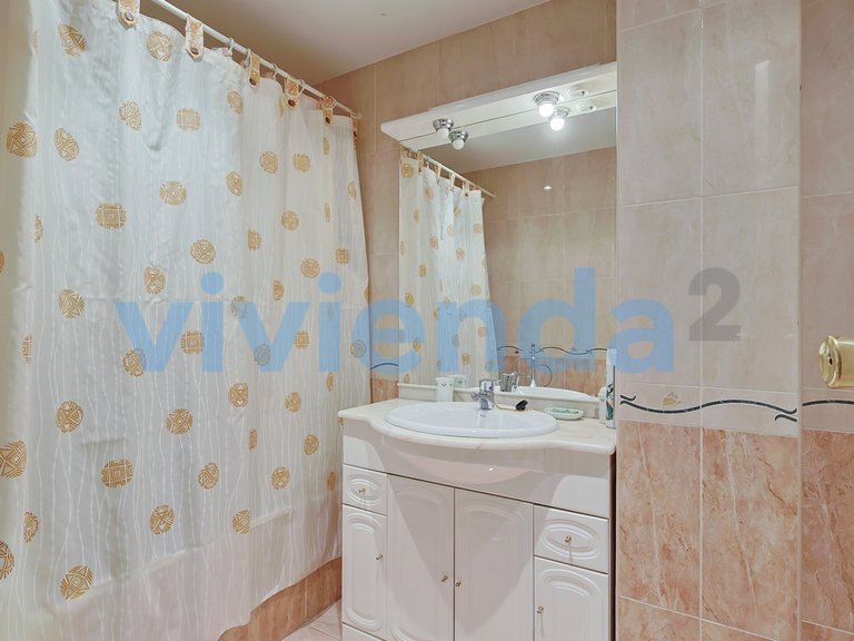 Apartment for Sale in Prosperidad, Madrid 17