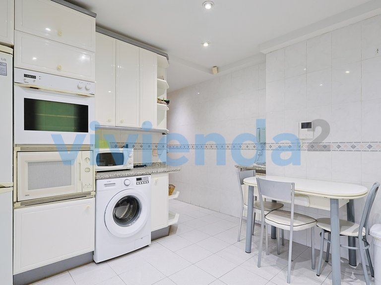 Apartment for Sale in Ciudad Universitaria, Madrid 28