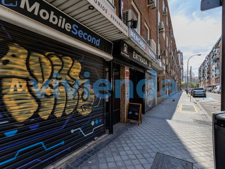 Commercial for Sale in Imperial, Madrid 23