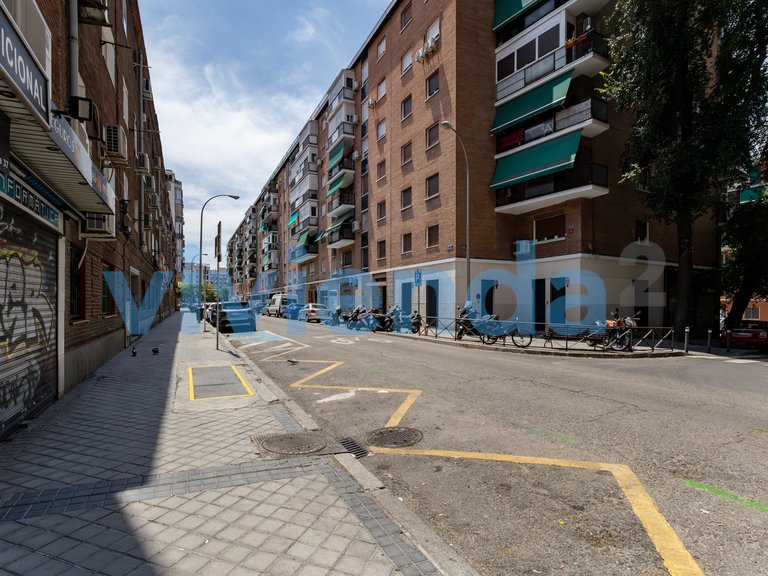 Commercial for Sale in Imperial, Madrid 3