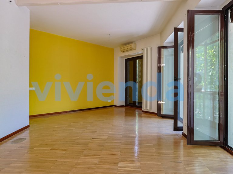 Apartment for Sale in Pacífico, Madrid 12