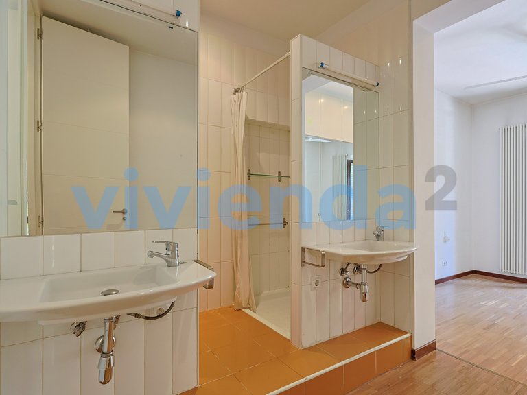 Apartment for Sale in Pacífico, Madrid 19