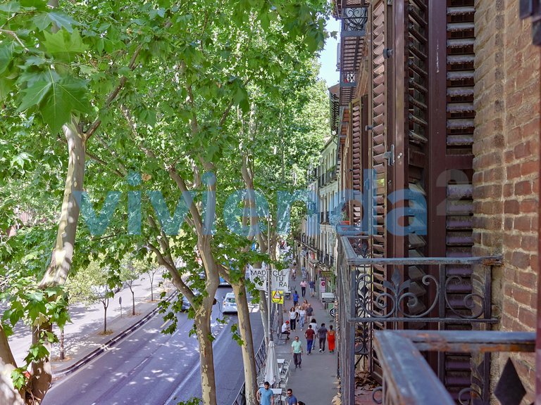 Apartment for Sale in Pacífico, Madrid 2