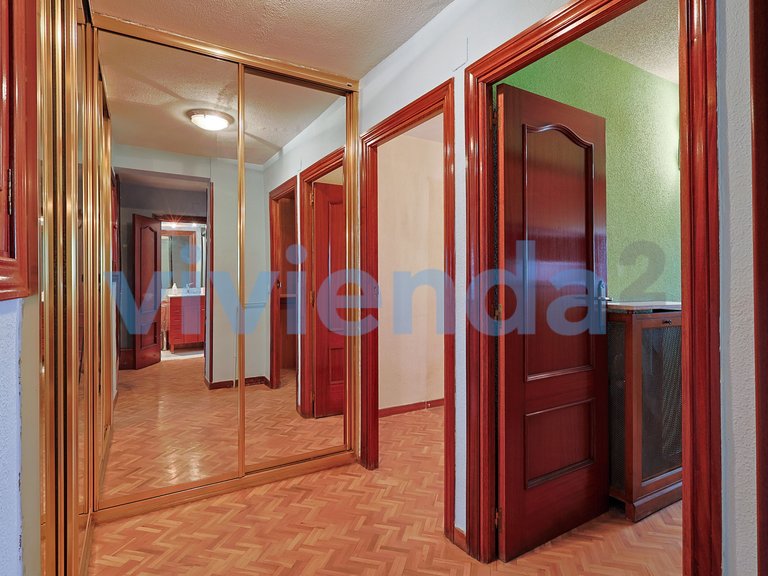 Apartment for Sale in Quintana, Madrid 16