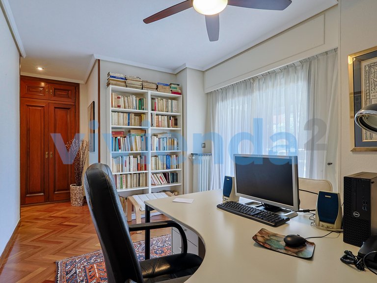 Apartment for Sale in Castilla, Madrid 2