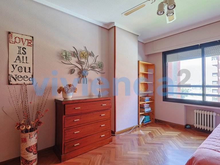 Apartment for Sale in Castilla, Madrid 18