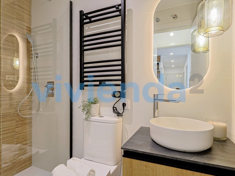 Apartment for Sale in Valverde, Madrid 12