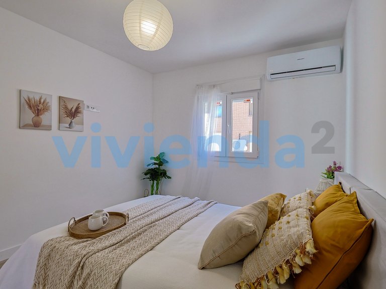 Apartment for Sale in Valverde, Madrid 4
