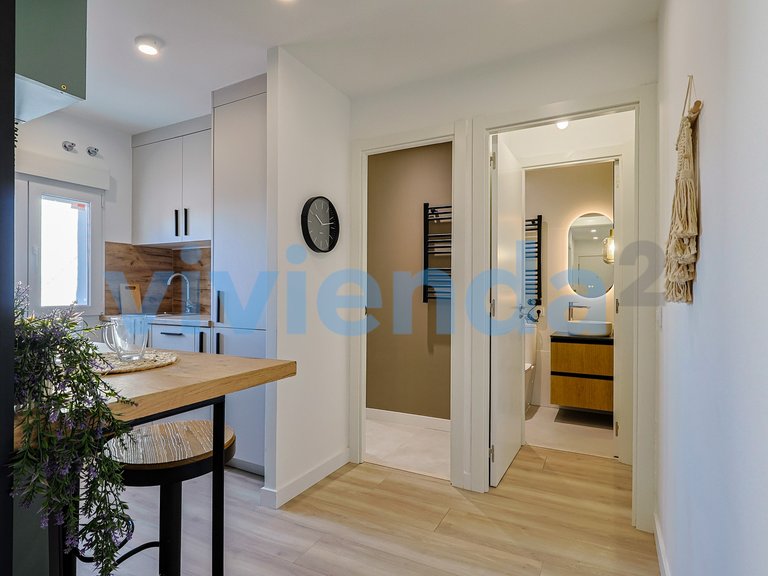 Apartment for Sale in Valverde, Madrid 28