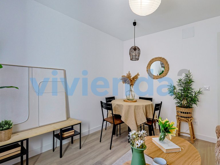 Apartment for Sale in Valverde, Madrid 6