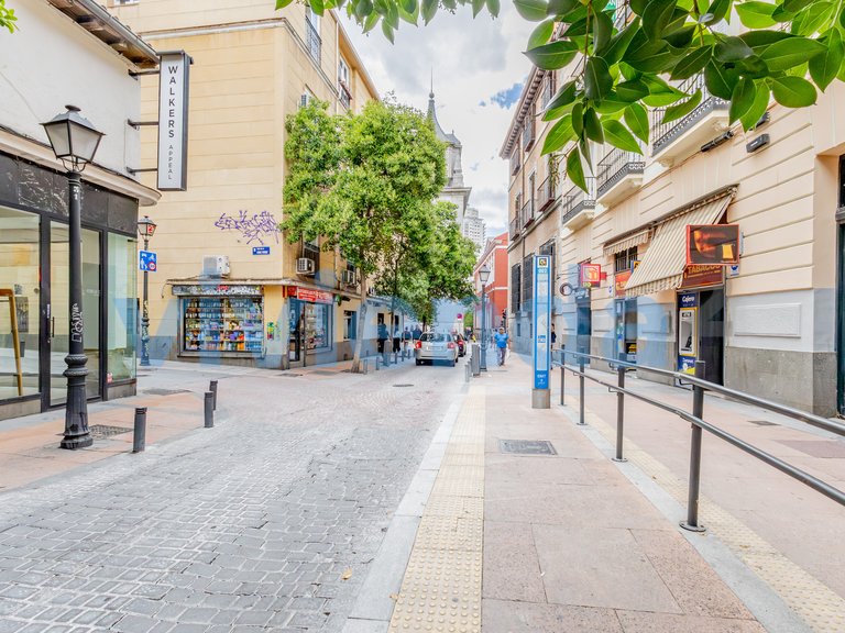 Apartment for Sale in Universidad, Madrid 4