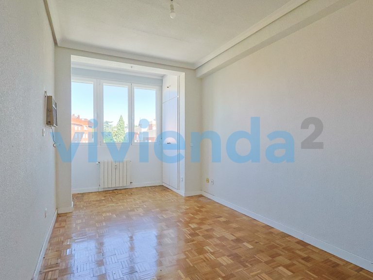 Apartment for Sale in Concepción, Madrid 12