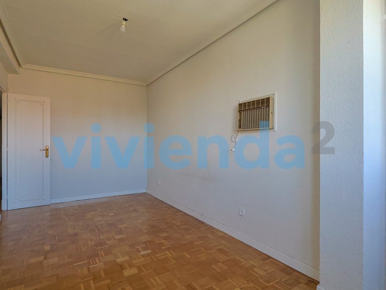 Apartment for Sale in Concepción, Madrid 13