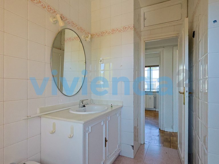 Apartment for Sale in Concepción, Madrid 17