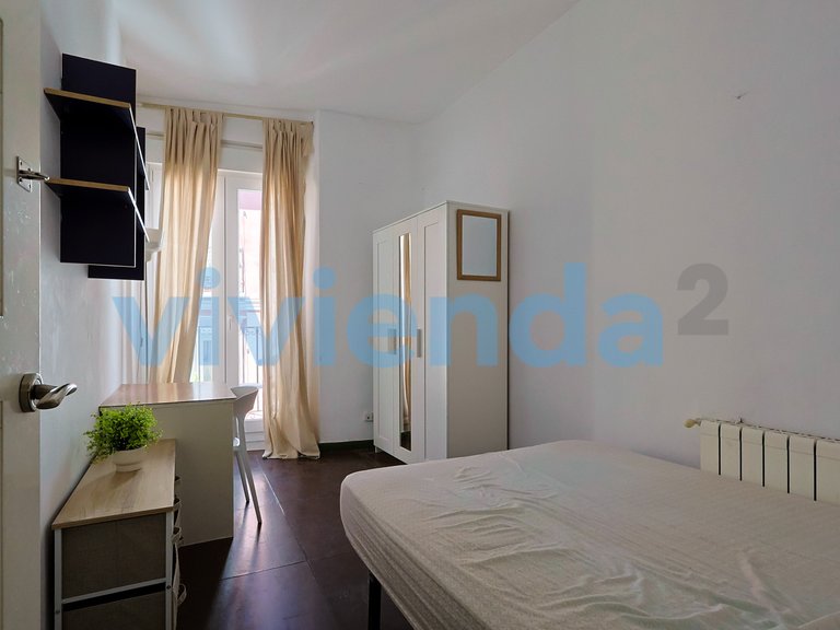 Apartment for Sale in Universidad, Madrid 13