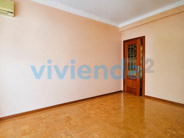 Apartment for Sale in Concepción, Madrid 5