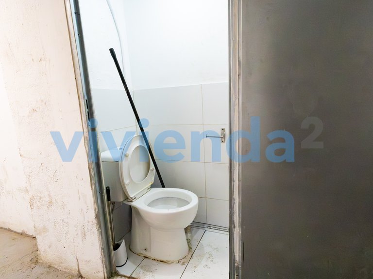 Commercial for Sale in Ciudad Universitaria, Madrid 17