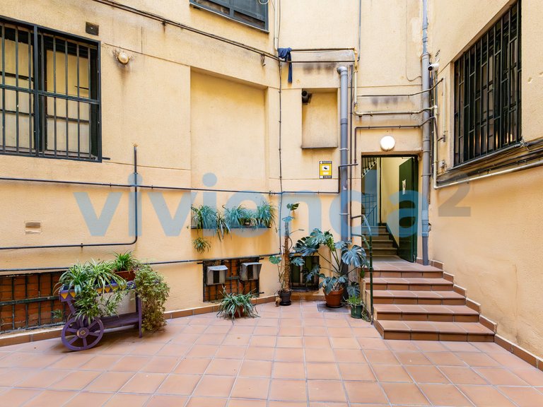Apartment for Sale in Universidad, Madrid 31