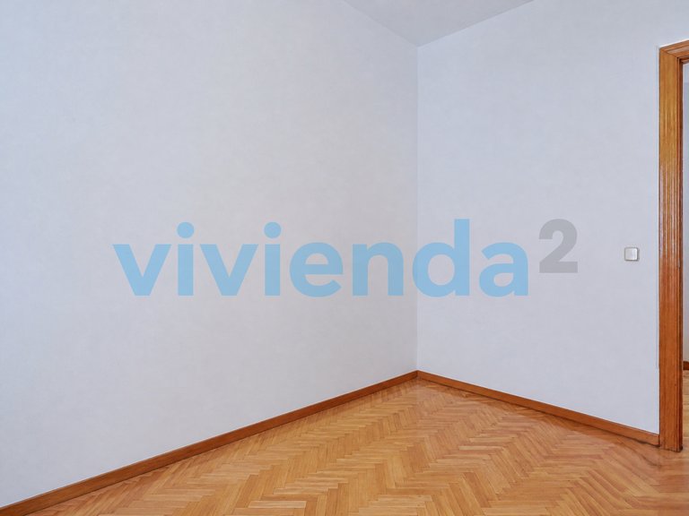 Apartment for Sale in Universidad, Madrid 18