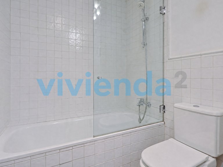 Apartment for Sale in Universidad, Madrid 23