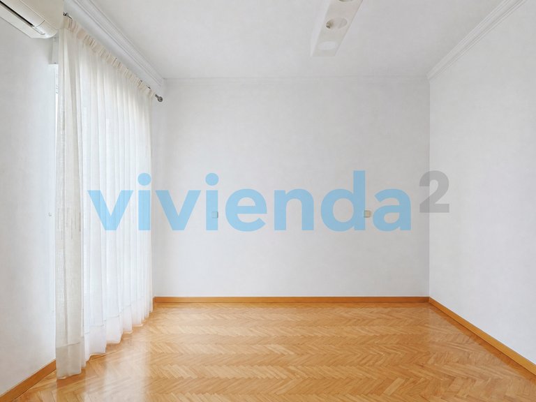 Apartment for Sale in Universidad, Madrid 26