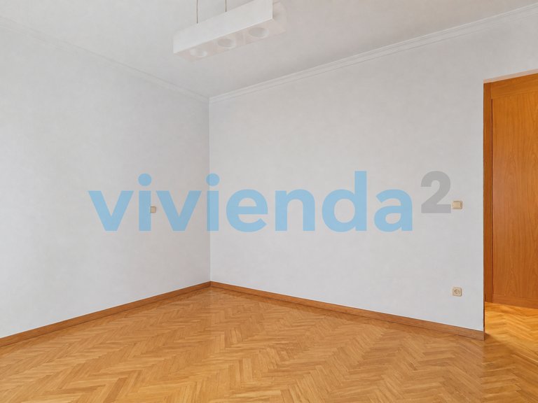 Apartment for Sale in Universidad, Madrid 27