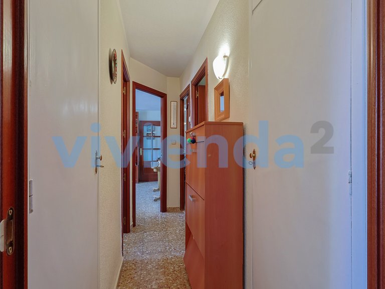 Apartment for Sale in Apóstol Santiago, Madrid 7