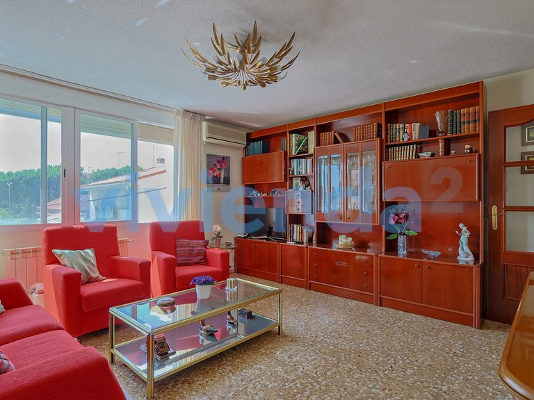 Apartment for Sale in Apóstol Santiago, Madrid 21