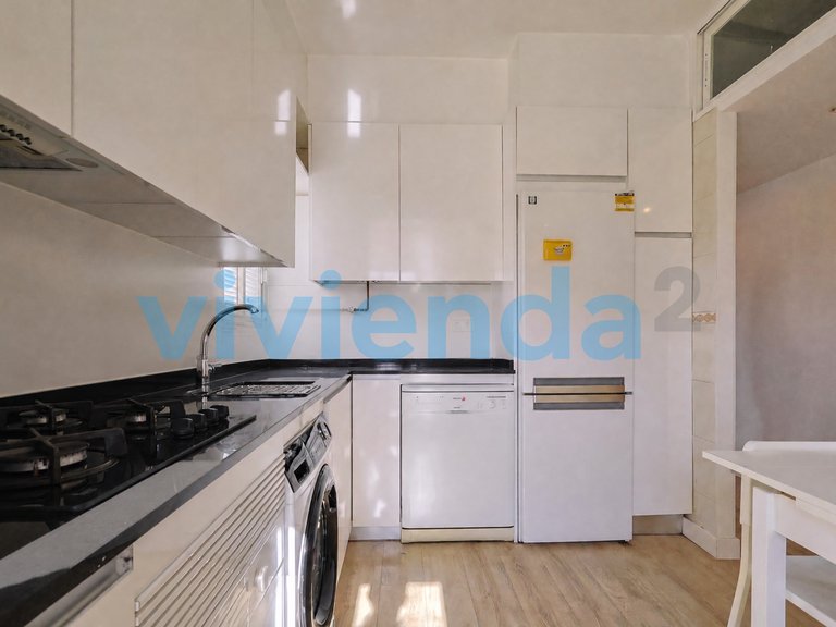 Apartment for Sale in Vallehermoso, Madrid 31