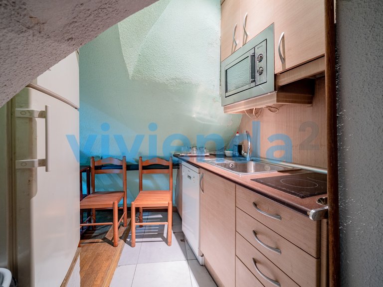 Commercial for Sale in Palacio, Madrid 29