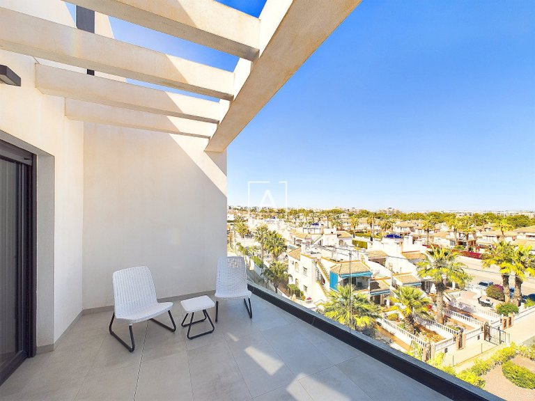 Apartment for Sale in Villamartin, Alicante 41