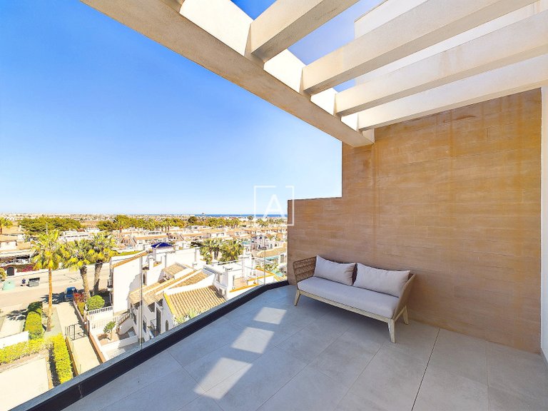 Apartment for Sale in Villamartin, Alicante 8