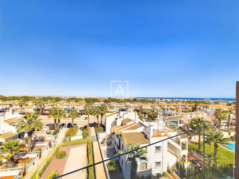 Apartment for Sale in Villamartin, Alicante 35
