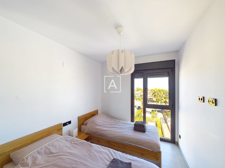 Apartment for Sale in Villamartin, Alicante 27