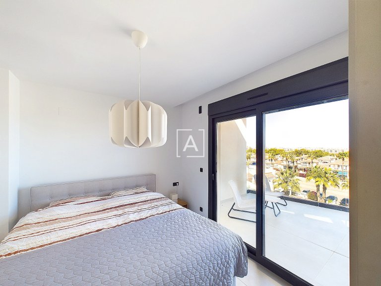 Apartment for Sale in Villamartin, Alicante 42