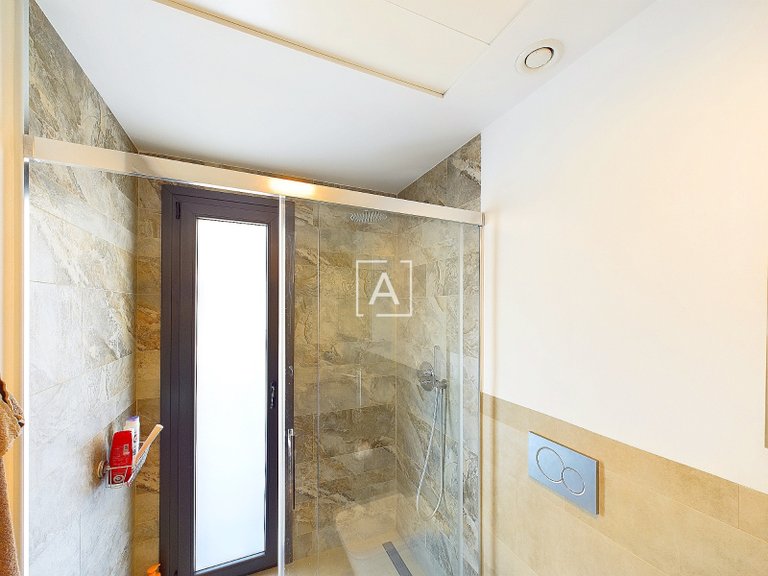 Apartment for Sale in Villamartin, Alicante 38