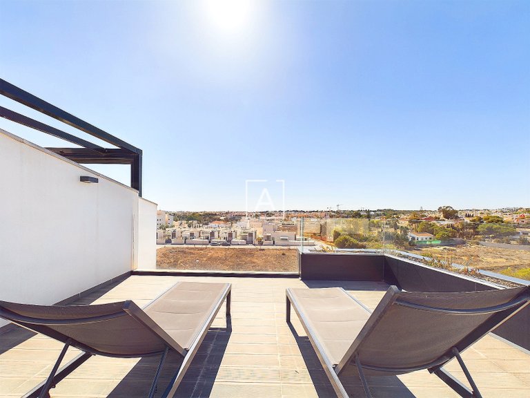 Apartment for Sale in Villamartin, Alicante 48