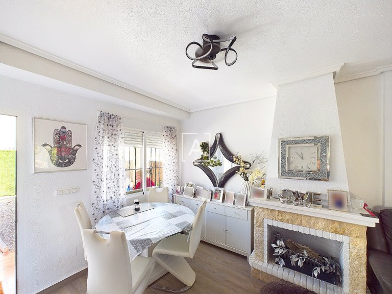 Villa for Sale in Pinar De Campoverde, Alicante 10