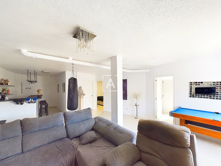 Villa for Sale in Pinar De Campoverde, Alicante 3