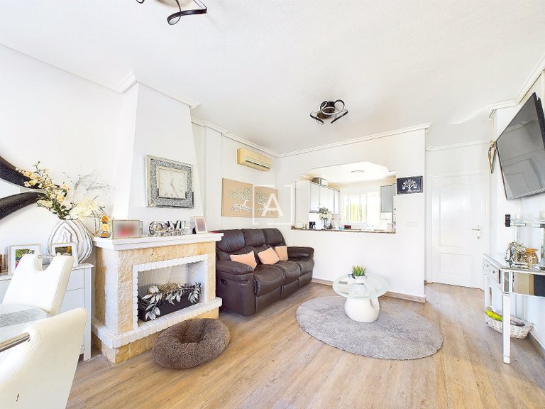 Villa for Sale in Pinar De Campoverde, Alicante 2